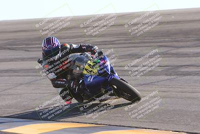 media/Nov-17-2024-CVMA (Sun) [[1fec520723]]/Race 11-Amateur Supersport Open/